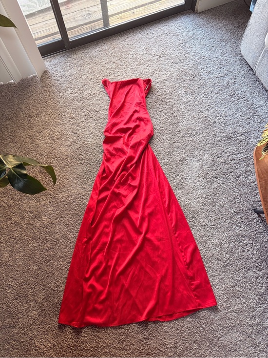 Dresses & Skirts - Elegant Red Evening Gown - Women Dresses